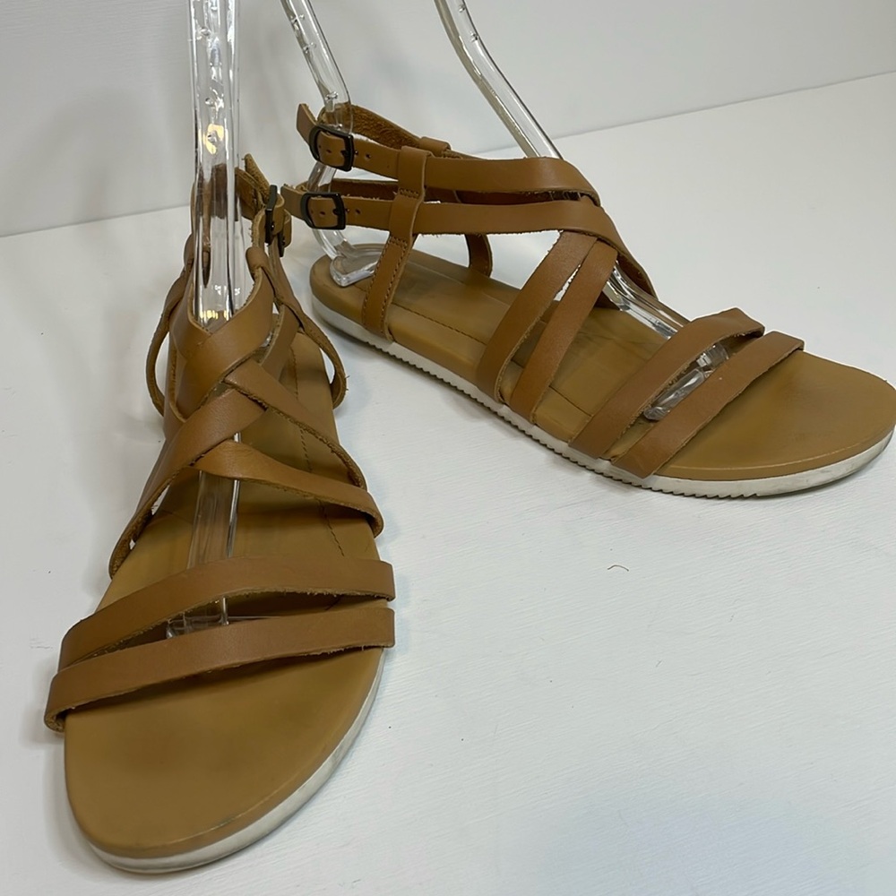 GUC Teva Tan Strappy Leather Sandals - Sz 9.5